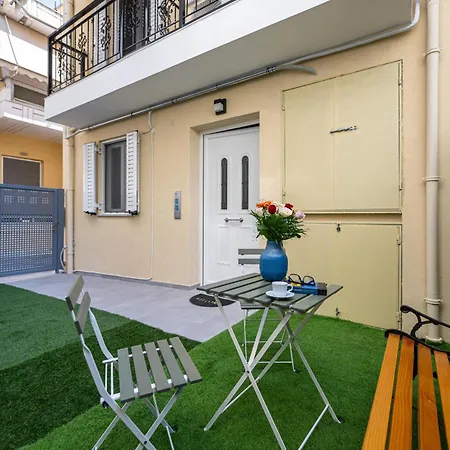 Homeasy Apartments Kalamata Exterior photo